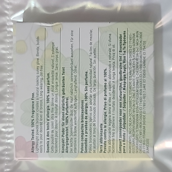 Clinique True Bronze Pressed Powder Bronzer in Sunkissed - Picture 2 of 4